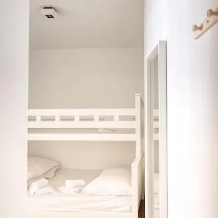 5-guest In Ostend, Steps From The Appartement