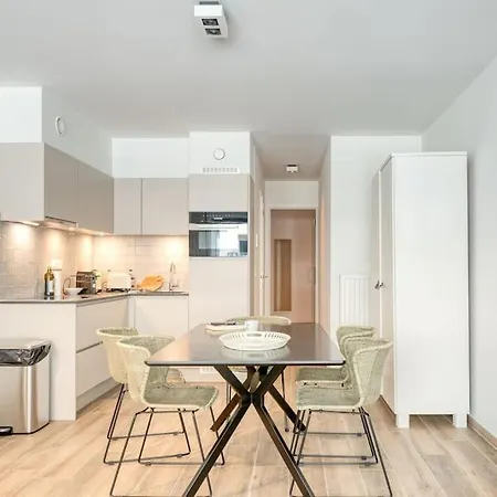 5-guest In Ostend, Steps From The Appartement *